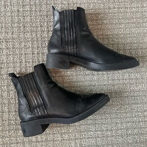 Zara Flat Leather Ankle Boots Size 38 (7.5)